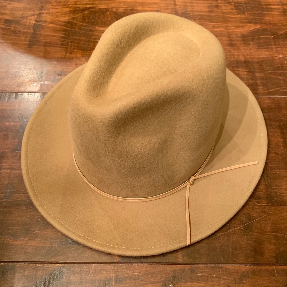 Urban outfitters deep hat